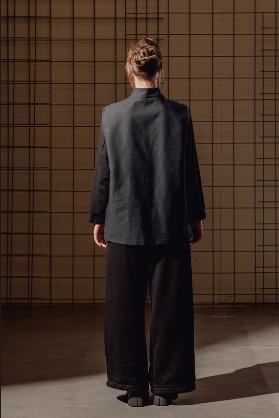 LONG VEST